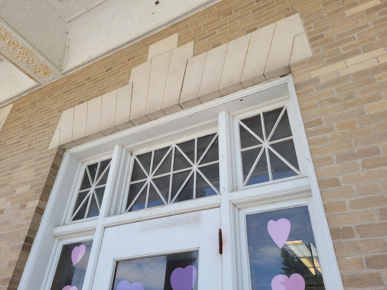 214 School St, Hillsboro, IL 62049